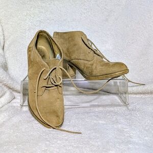 Women's Rocket Dog‎ Heel Faux Suede Tan Lace-up Heeled Booties, Sz 8
